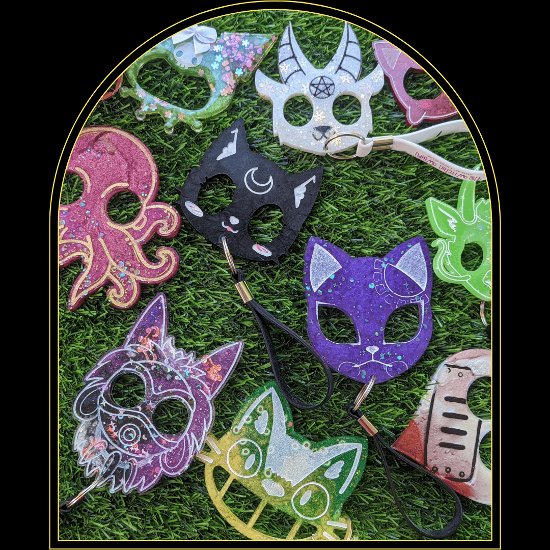 Catbus/Cheshire CatThis is a fully customizable item. Meaning you select the resin colors and puff colors.This item is custom crafted and will be 100% unique to you. The colors below aWitchin Waifu